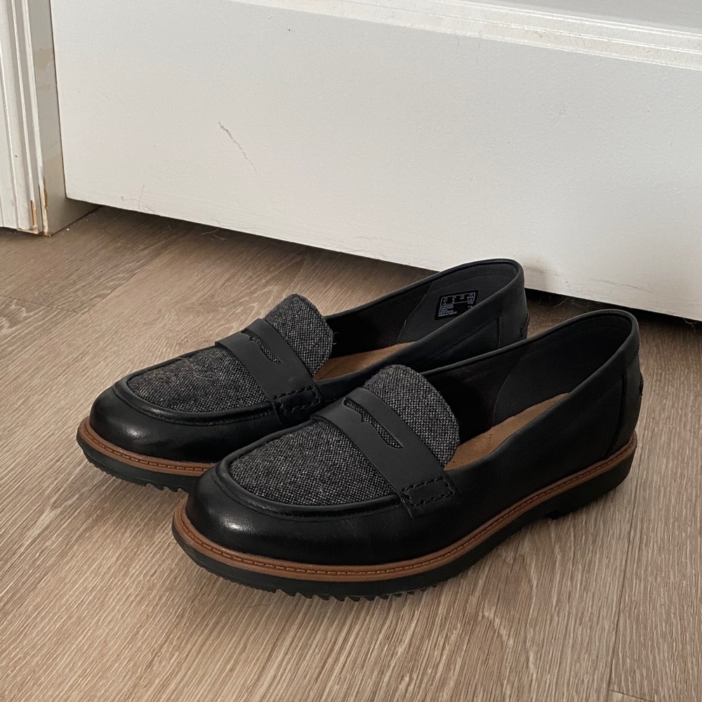 Clarks Black and Gray Women's Loafers